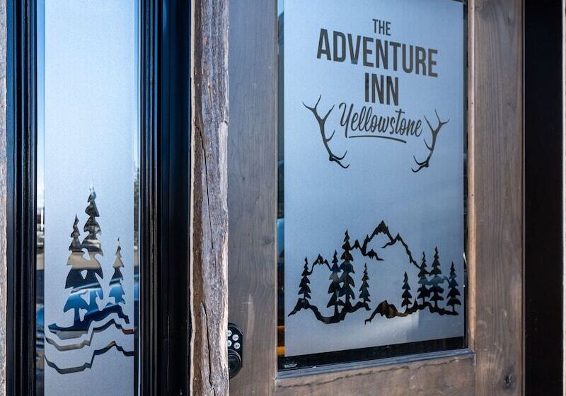 בית מלון כפרי The Adventure Inn Yellowstone