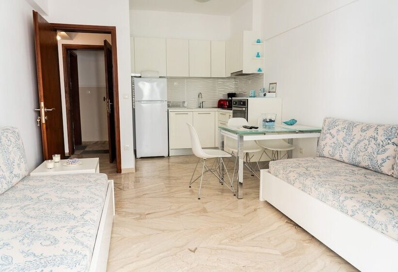 ホテル Zennova Aelia Apartments 6