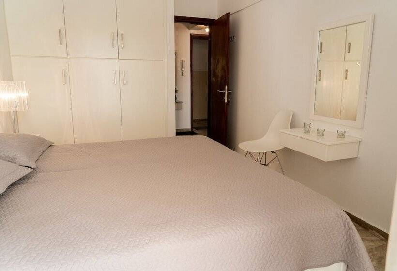 ホテル Zennova Aelia Apartments 6