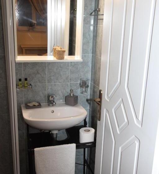 پانسیون Fiera Guesthouse