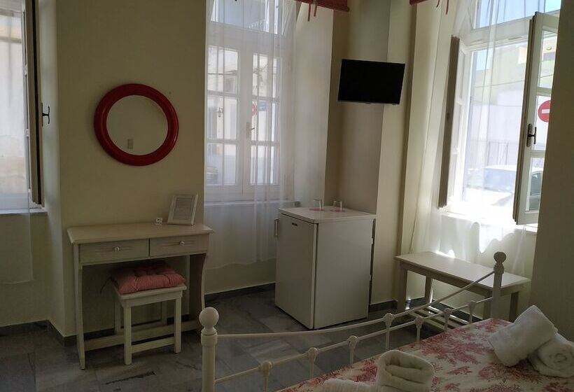 پانسیون Fiera Guesthouse