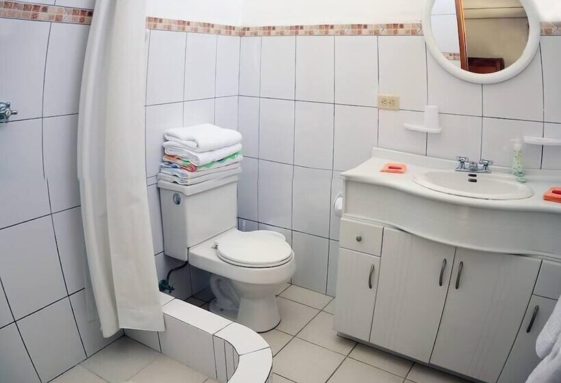 پانسیون Jean's Home