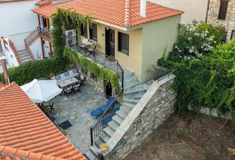 پانسیون Oreiades Guesthouse