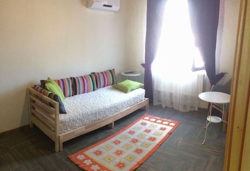 پانسیون Tas Suite Konukevi