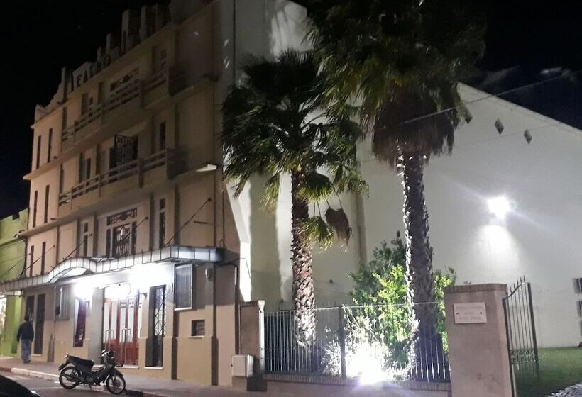 Carmelo Hostel & Garden