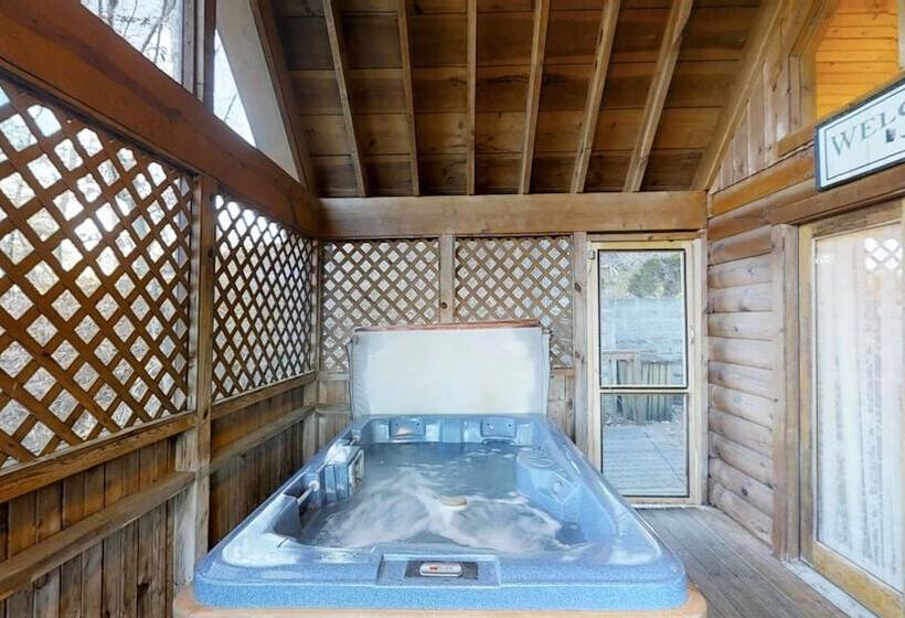 Cozy 1 Bedroom Cabin By Redawning