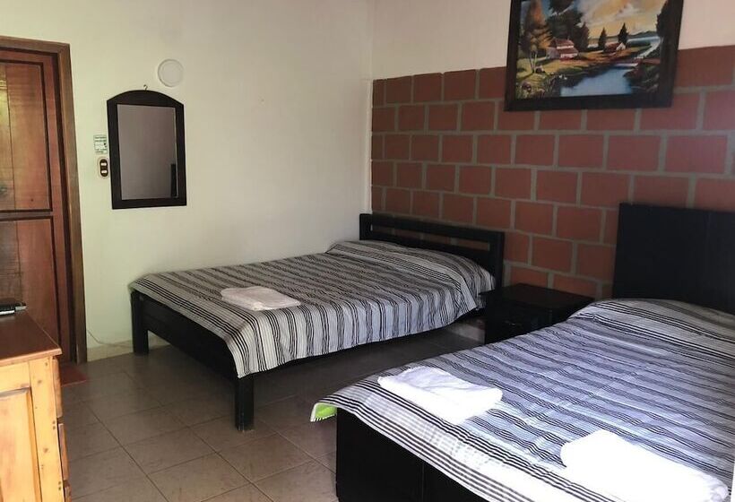 Finca Hotel Andaquies