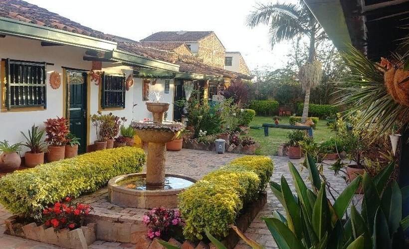 هتل Hospederia Colonial De La Villa