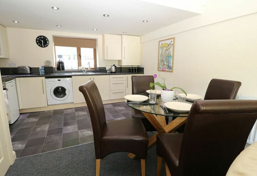 Hove Wood View