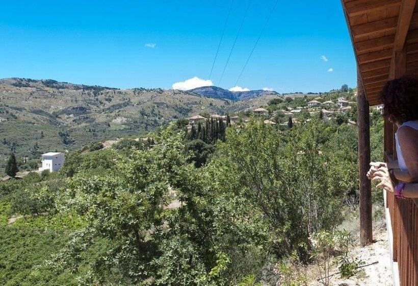 پانسیون Ktima Noosfera Wellness & Retreat Center