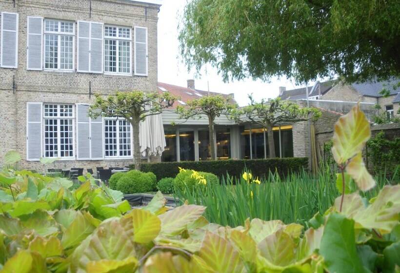 تختخواب و صبحانه Amaryllis Hotel Veurne