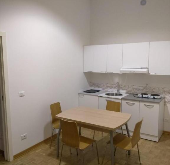 هتل Affittacamere Iris