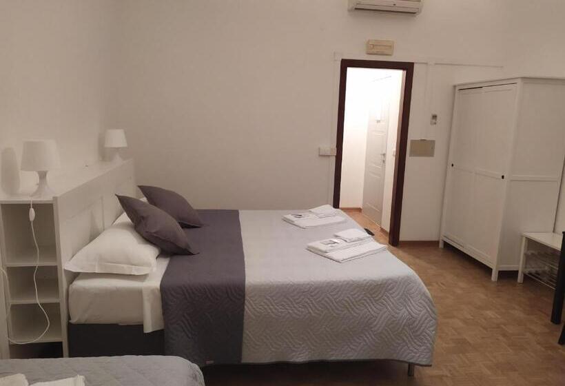 هتل Affittacamere Iris