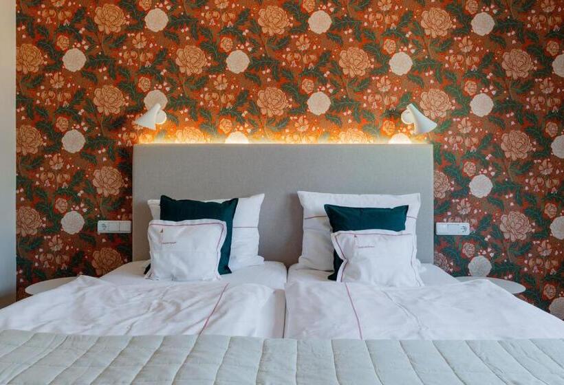 Отель Am Torturm