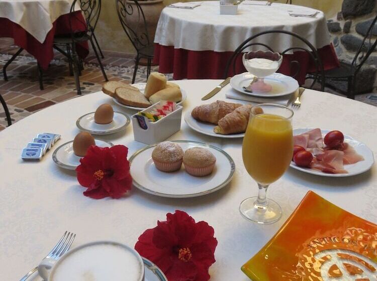 فندق Anticos Palathos