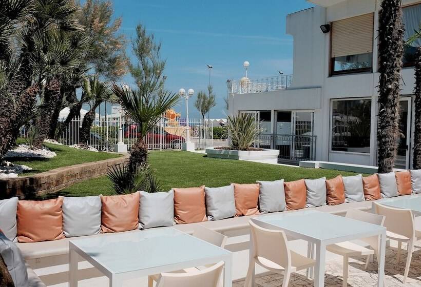 فندق Continental