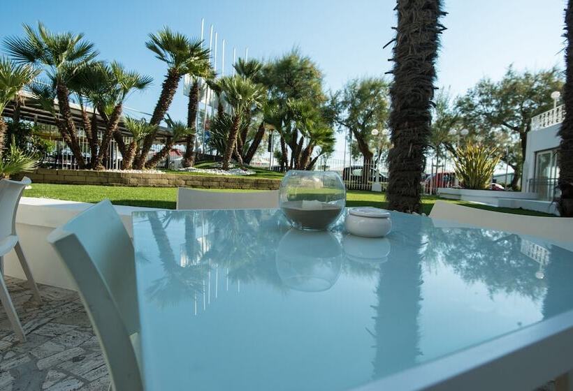 فندق Continental