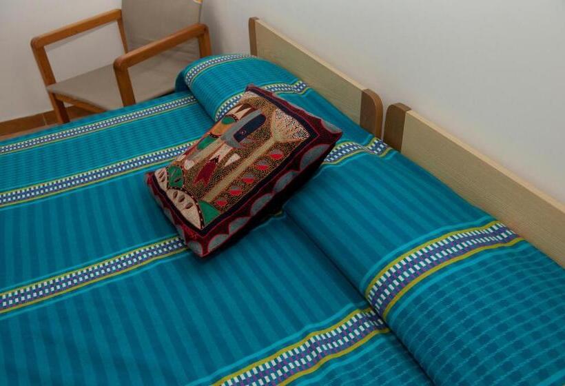 ホテル Elena Residence