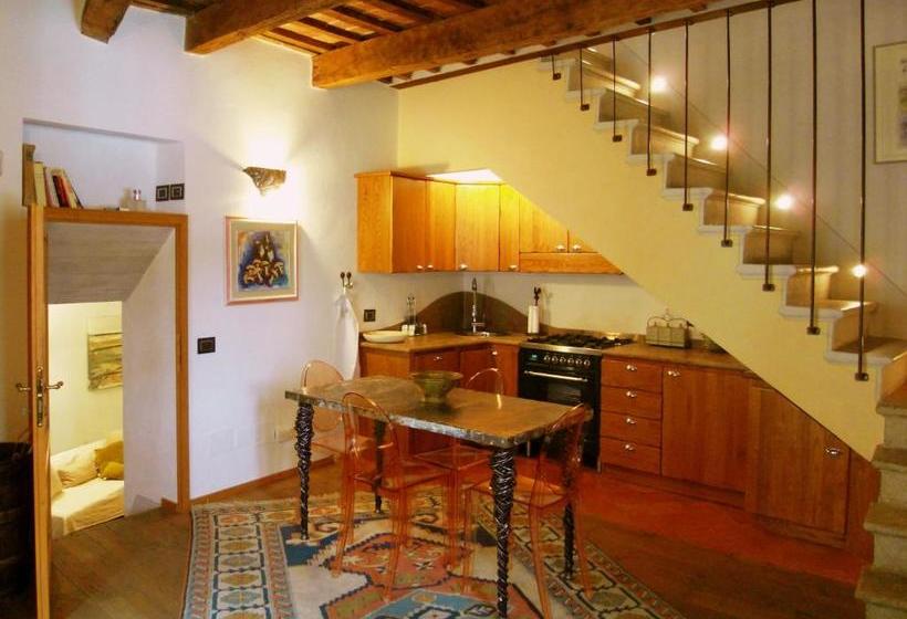 호텔 Guest House Il Borgo Di Sempronio