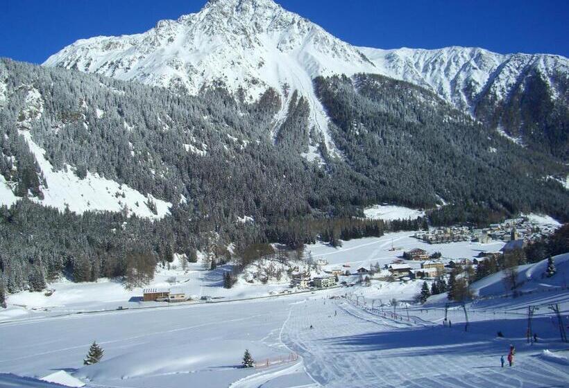 Отель Reschnerhof