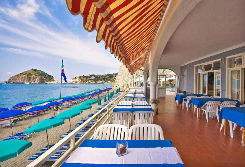 酒店 Vittorio Beach Resort