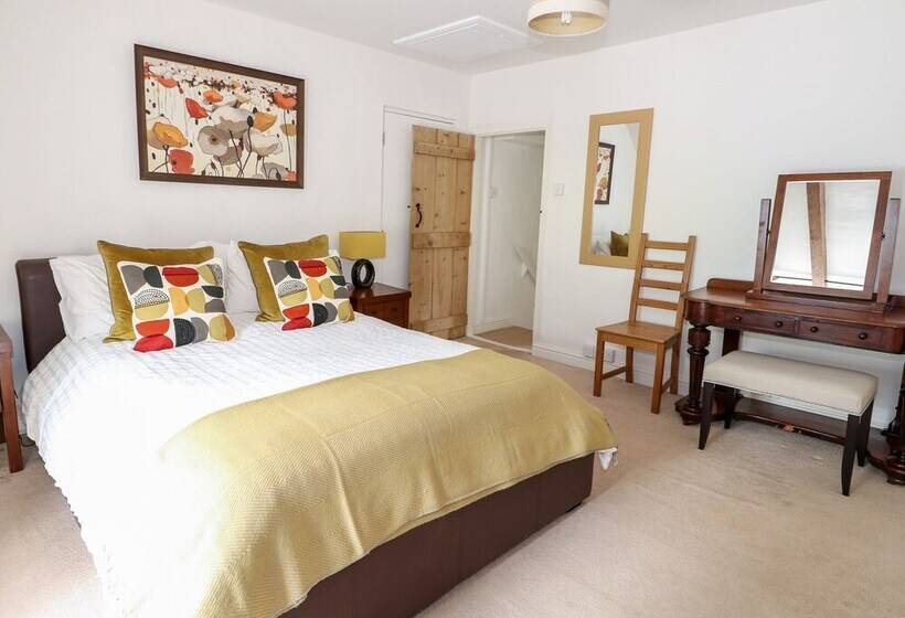 Flint Cottage