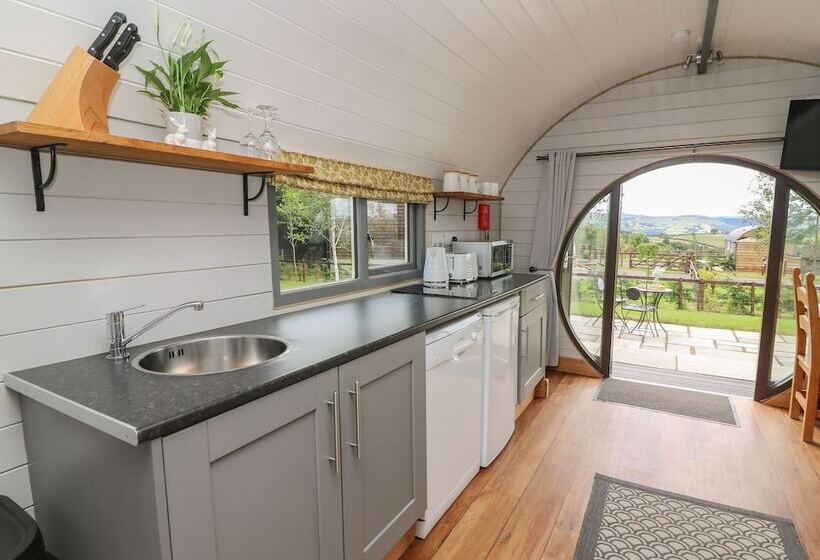 Woodland View
