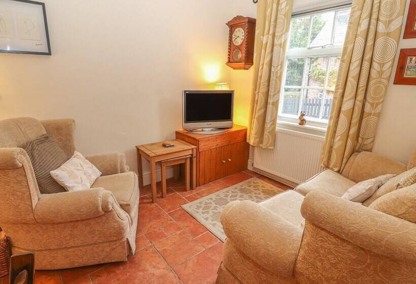 Beechlands Cottage