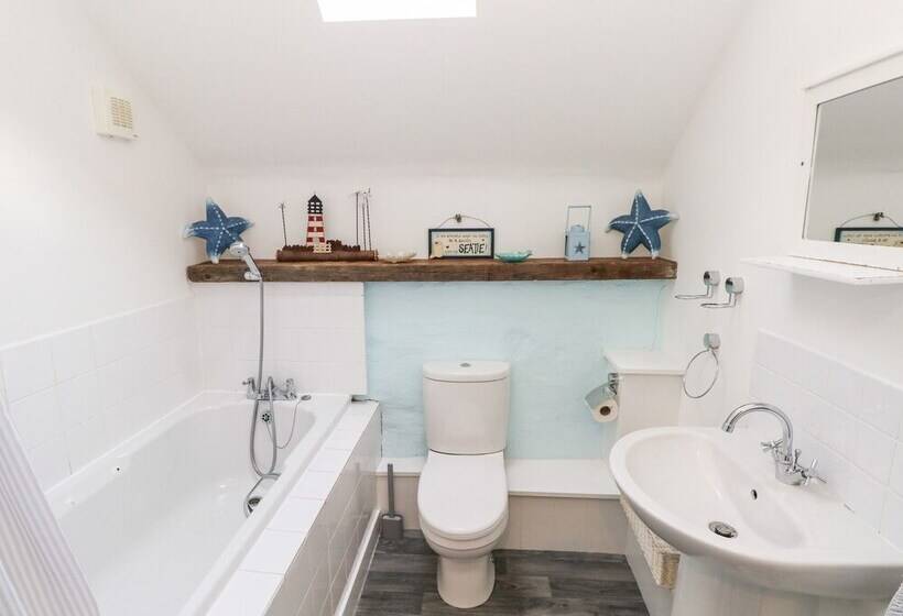 Beekeeper S Cottage