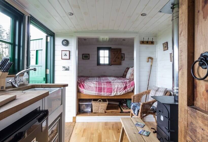 Peat Gate Shepherd S Hut