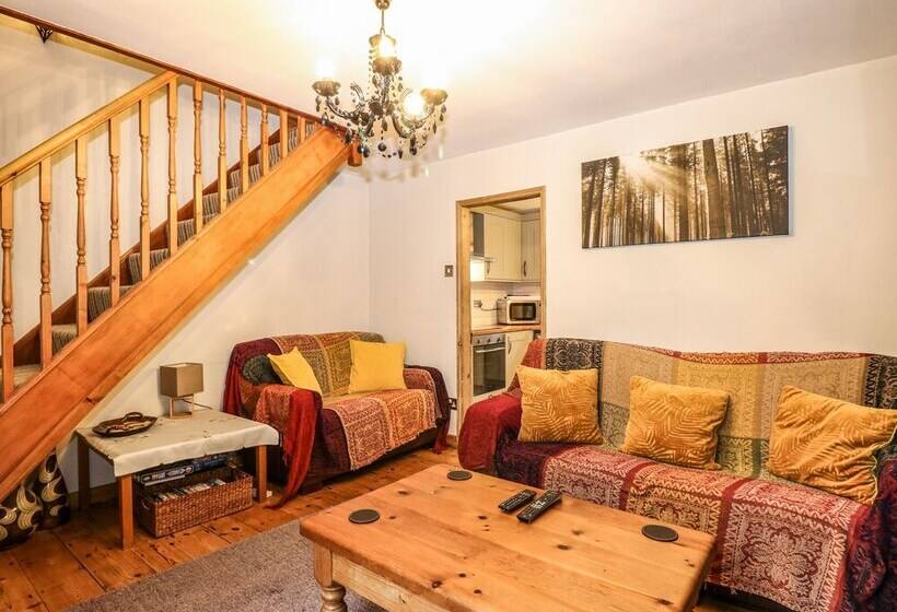 Valentine Cottage