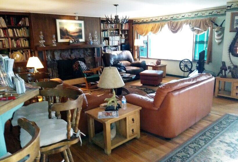 Anchorage Farm B&b