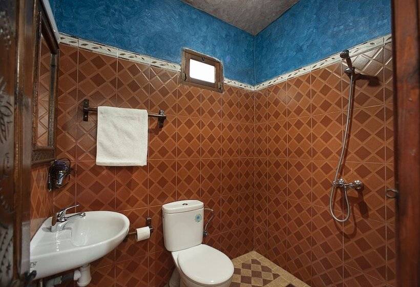 تختخواب و صبحانه Dar Adrar