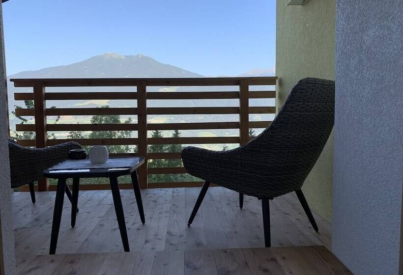 צימר Haus Lasaun