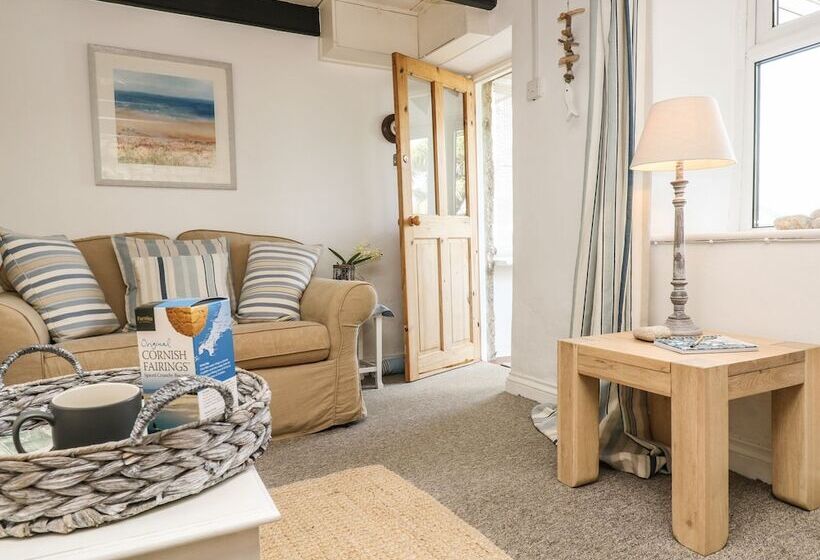 Driftwood Cottage