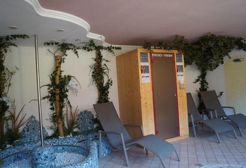 Хостел Gasthof Laurin