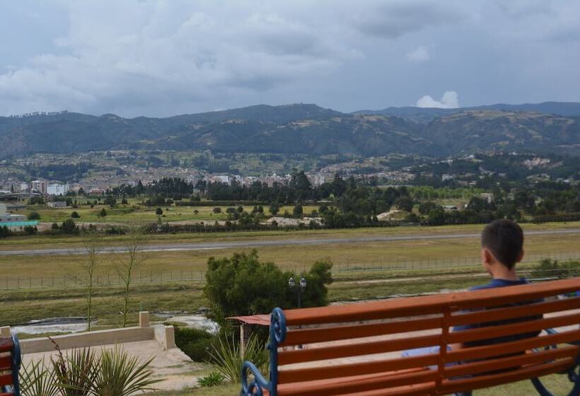 هتل Cabañas San Cayetano