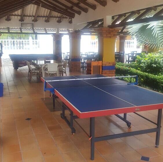 هتل Campestre La Capilla