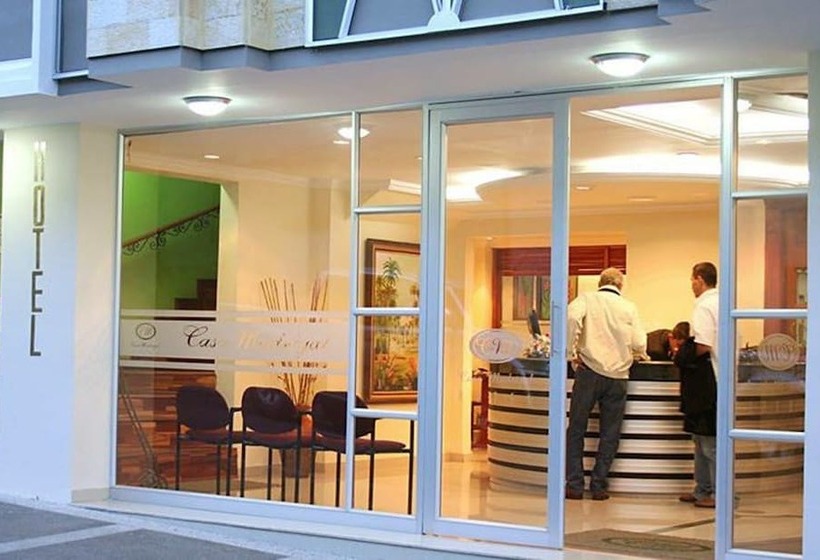 هتل Casa Madrigal