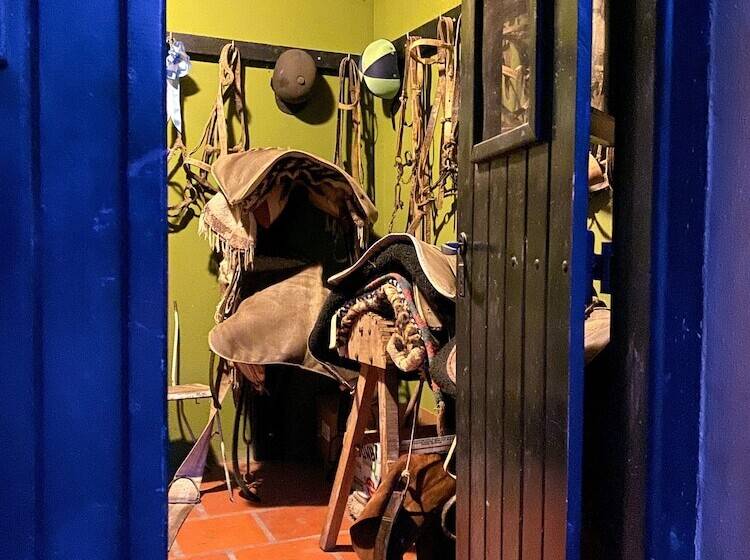 ホテル Estancia La Bandada