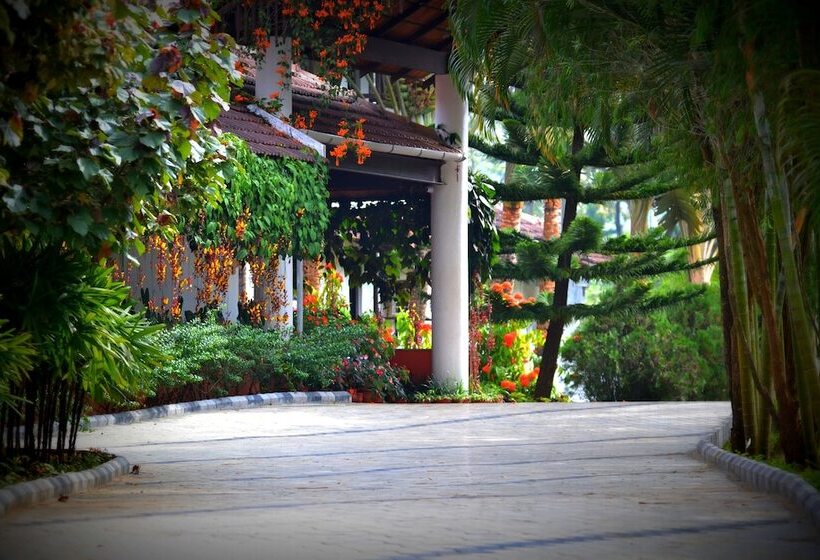 酒店 Kadkani River Resort
