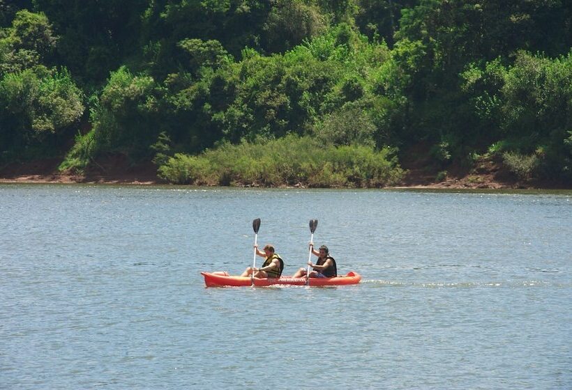 هتل La Mision Macona