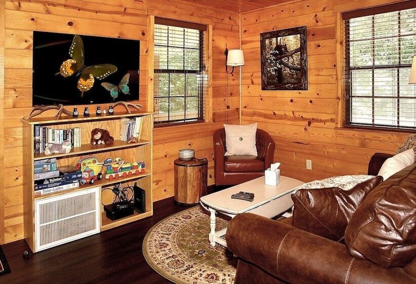 Mountain Laurel   1 Bedrooms, 1 Baths, Sleeps 4 Cabin By Redawning