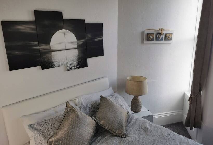 膳宿费 The Thoresby   Room Only