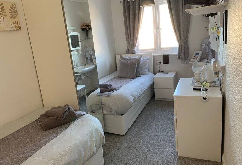 膳宿费 The Thoresby   Room Only