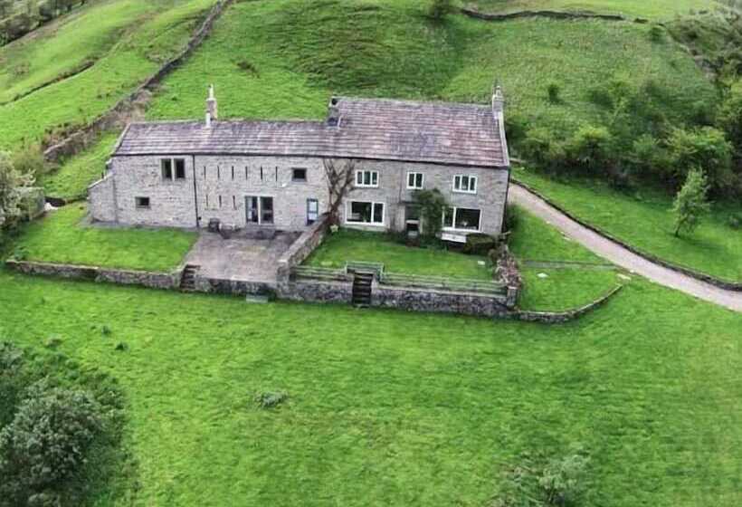 Deerclose West Farmhouse