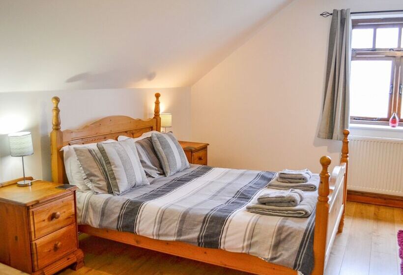 Owl Cottage