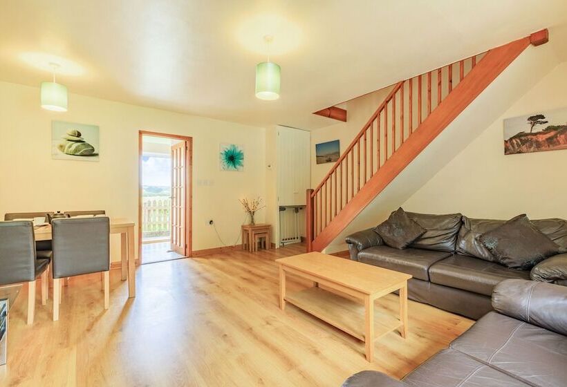 Stable Cottage