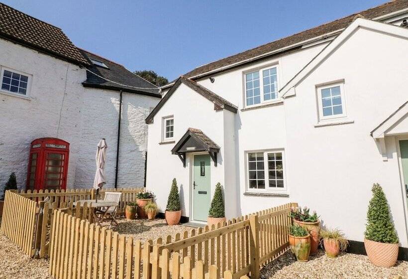 Swallow Cottage