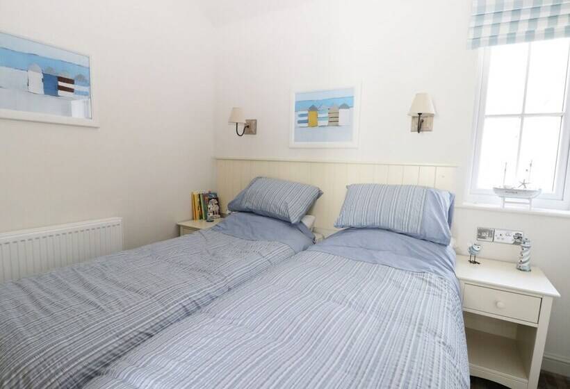 The Lobster Pot Beach House